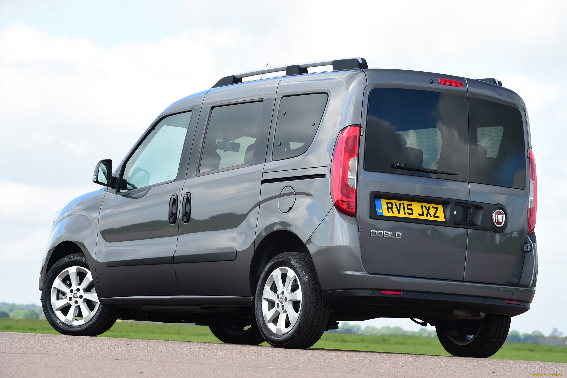 , fiat, 2015, 152, dobl, uk-spec